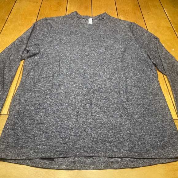 Lululemon Long Sleeve Crew Neck Performance Tee Size Medium Color Grey Soft - Picture 1 of 15